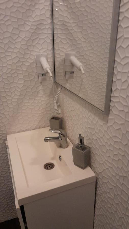 Apartmani Aneri Вир Экстерьер фото